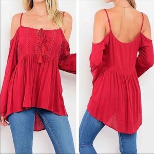 Cold shoulder high low top